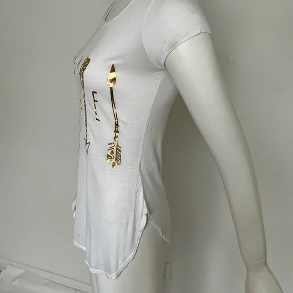 Women LOVE Golden Arrow Letter Printing White Soft Lightweight T-Shirt S NWOT - Picture 3 of 9